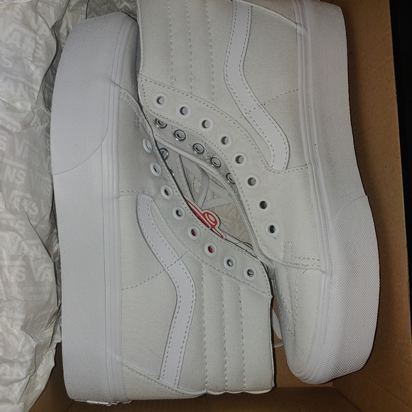 Brand new van hi tops - Picture 1 of 4